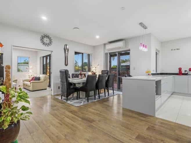 41 Pickaberry Avenue, Karaka, Papakura
