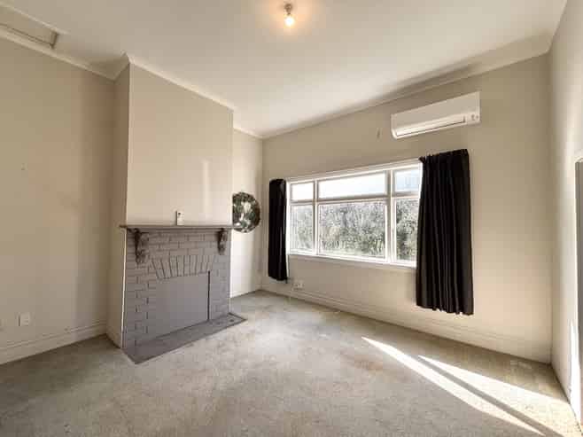 323 South Road, Hawera