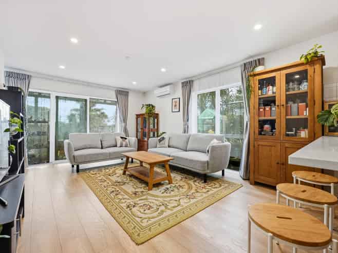 8/112 Astley Avenue, New Lynn