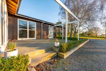 139 Rosebrook Road, Claremont