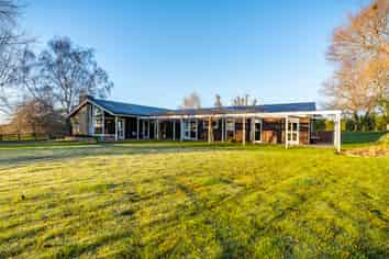 139 Rosebrook Road, Claremont