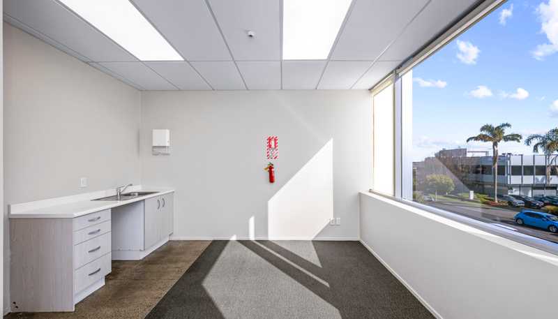 E2/59 Apollo Drive, Rosedale