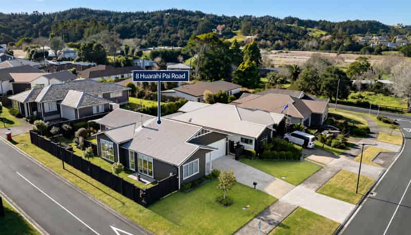 8 Huarahi Pai Road, Huapai