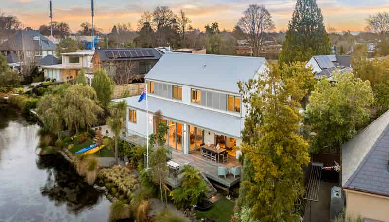 12 Clifford Avenue, Fendalton
