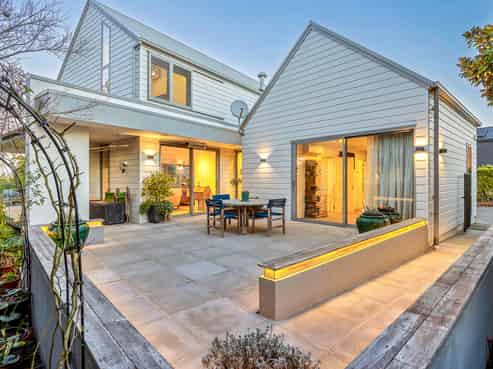 12 Clifford Avenue, Fendalton