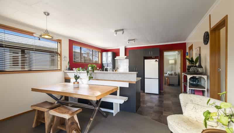 6 Grey Street, Feilding