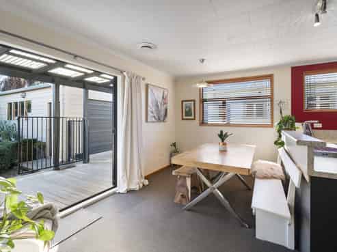 6 Grey Street, Feilding