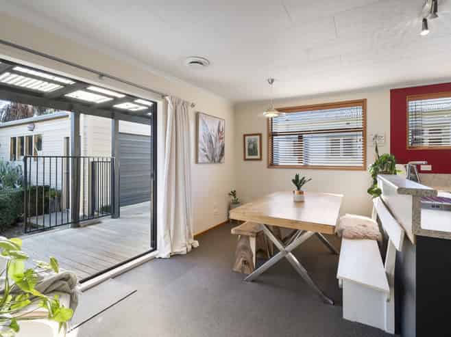 6 Grey Street, Feilding