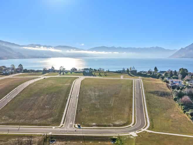23/ Koreke Rise, Lake Hawea