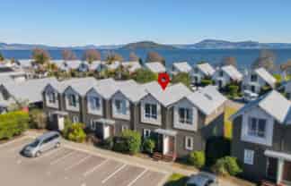 9/1420 Hamurana Road, Mourea
