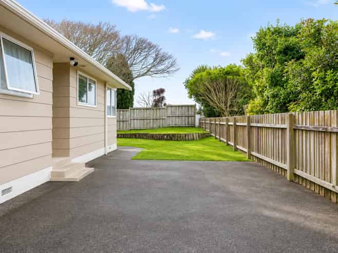2A Melva Street, Dinsdale