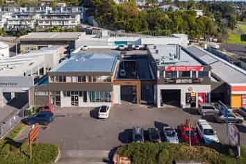 RESTAURANT OPPORTUNITY IN THE HEART OF BROWNS BAY
