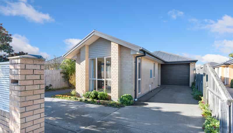 4/34 Avonhead Road, Avonhead