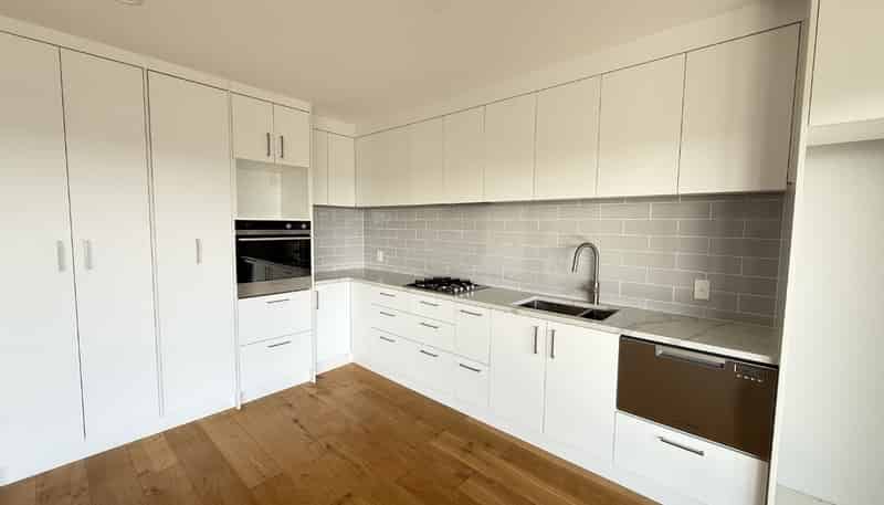 2B/221 Great North Road , Grey Lynn