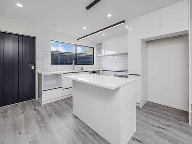 10C Tinkler Place, Favona