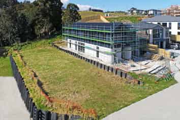 9 Grand Ridge Avenue, Flat Bush