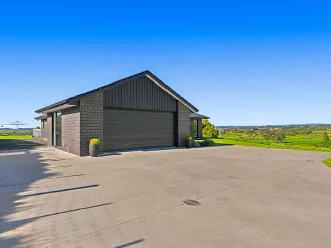 25 Morepork Way, Papamoa