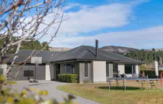 14 Criffel Place, Luggate