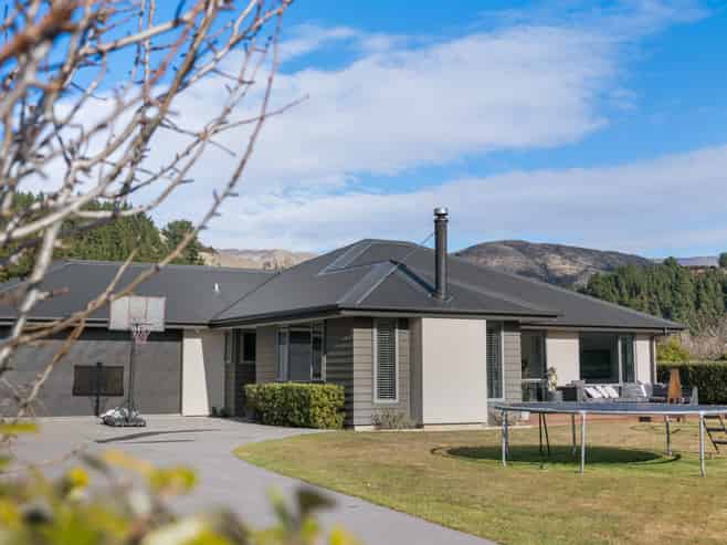 14 Criffel Place, Luggate