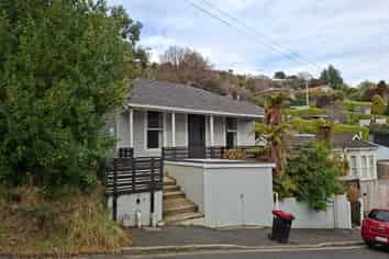 6 Cardigan Street, North East Valley