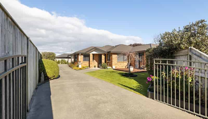 6 Liberty Grove, KELVIN GROVE