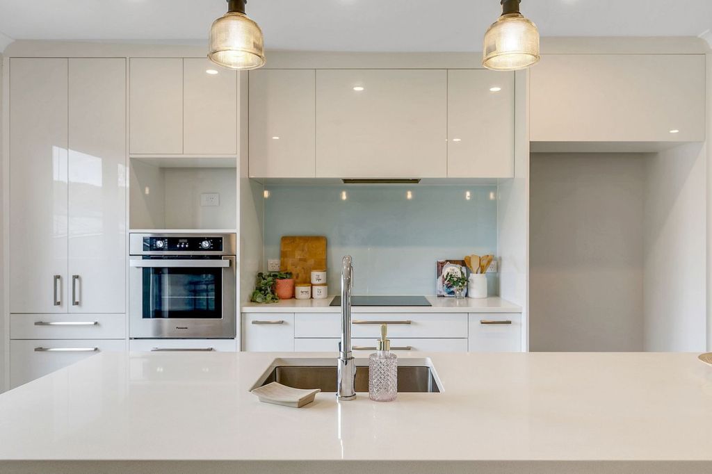 Seriously for sale | Modern, easy care living 5