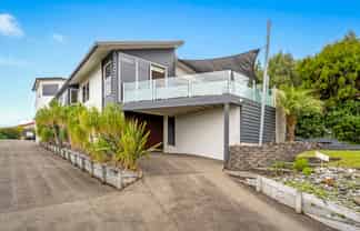 33 Totara Road, Stanmore Bay
