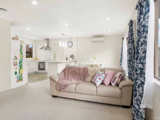 1/32 Stredwick Drive, Torbay