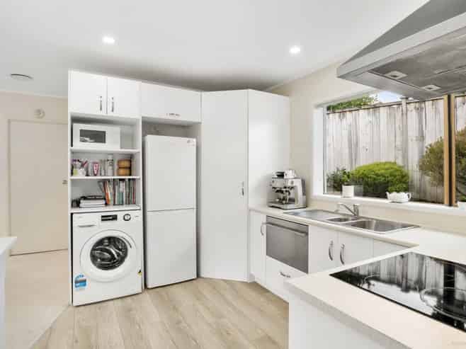1/32 Stredwick Drive, Torbay