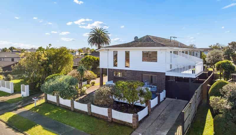 13A Bramley Drive, Farm Cove