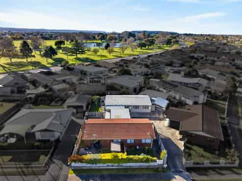 98 Tait Drive, Greenmeadows