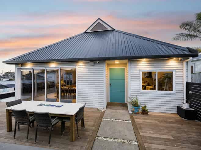 29 Masterton Road, Rothesay Bay
