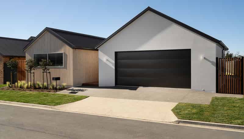 37 Tabraham Crescent, Pyes Pa