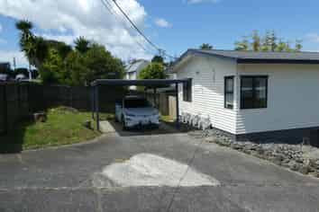 81 Hobsonville Road, Hobsonville