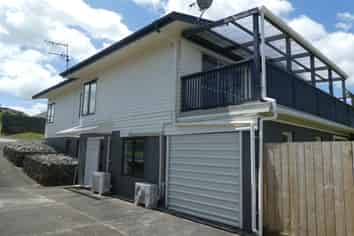 81 Hobsonville Road, Hobsonville
