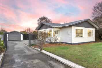 66 Avondale Road, Avondale