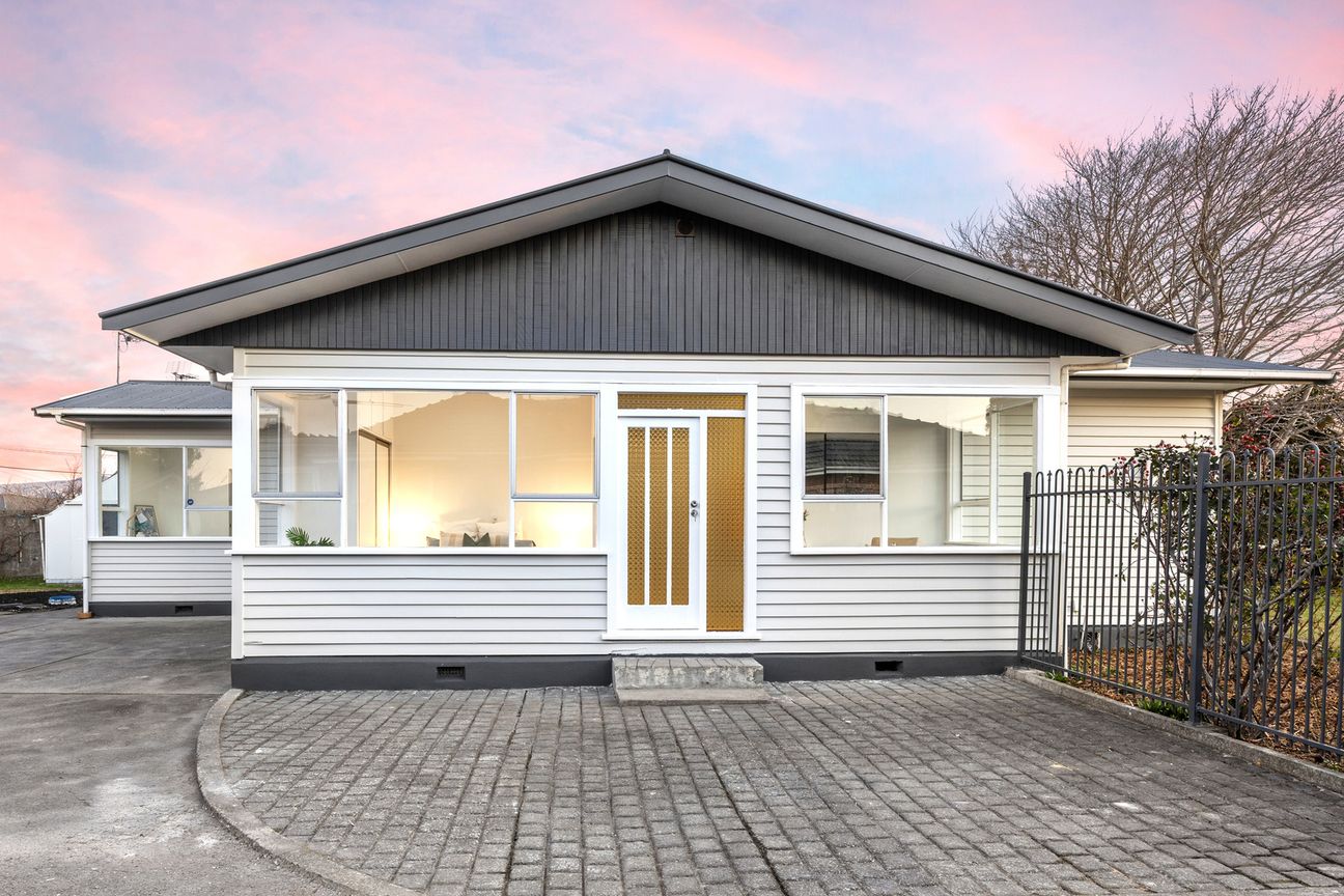 First Home, Bigger Future, Endless Possibilities - Bild 2