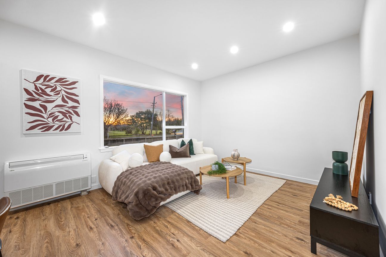 First Home, Bigger Future, Endless Possibilities - Bild 5