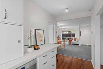 2/11 Powell Crescent, Ilam