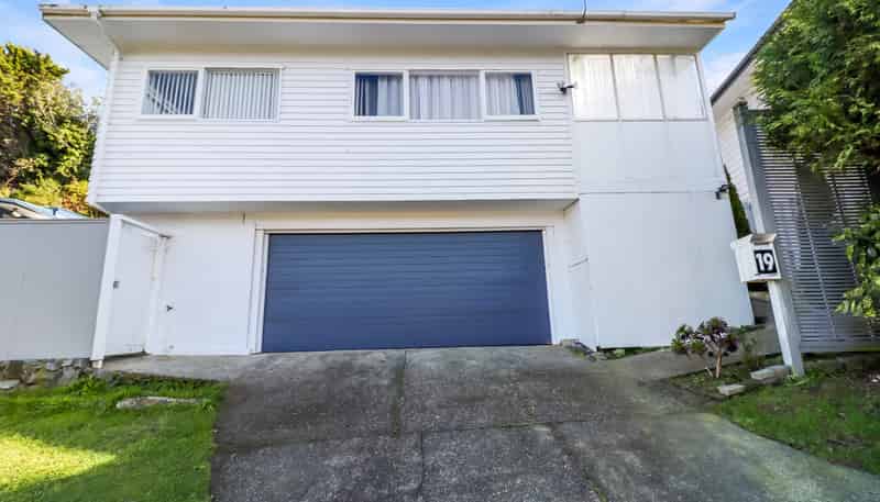 19 Churton Drive, Churton Park