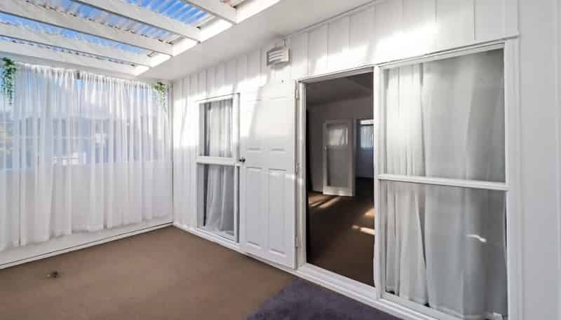 19 Churton Drive, Churton Park