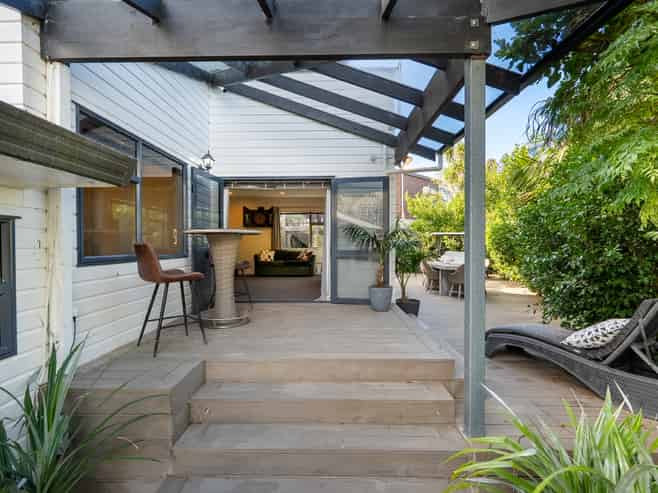 16B Law Street, Torbay