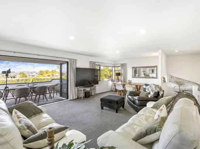 16B Law Street, Torbay