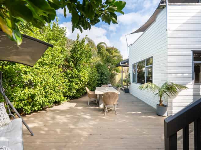 16B Law Street, Torbay
