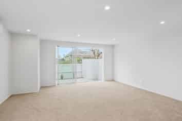 5/24 Dampier Street, Woolston