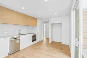 5/24 Dampier Street, Woolston