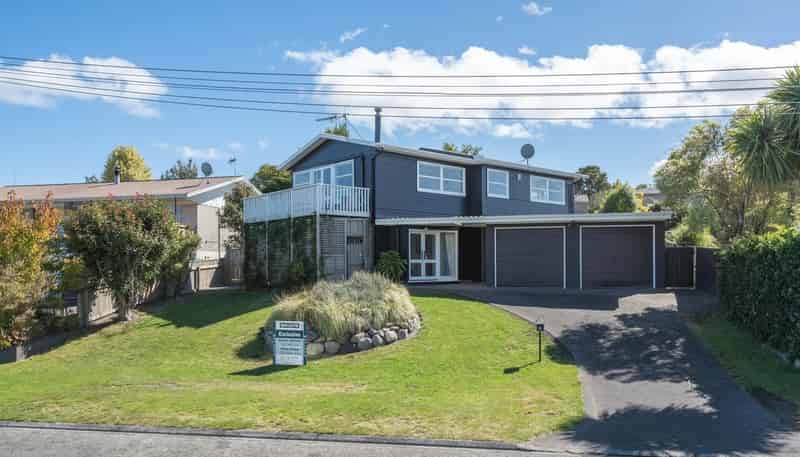 6 Liston Ave, Hilltop