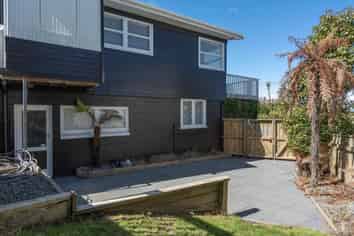 6 Liston Ave, Hilltop