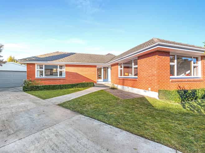15 Rochford Place, Bryndwr