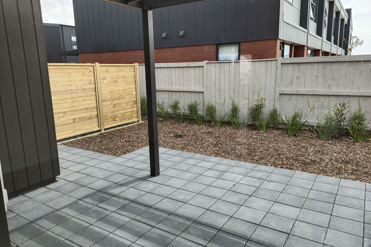 Near New Fletcher Home - Aanzicht 4
